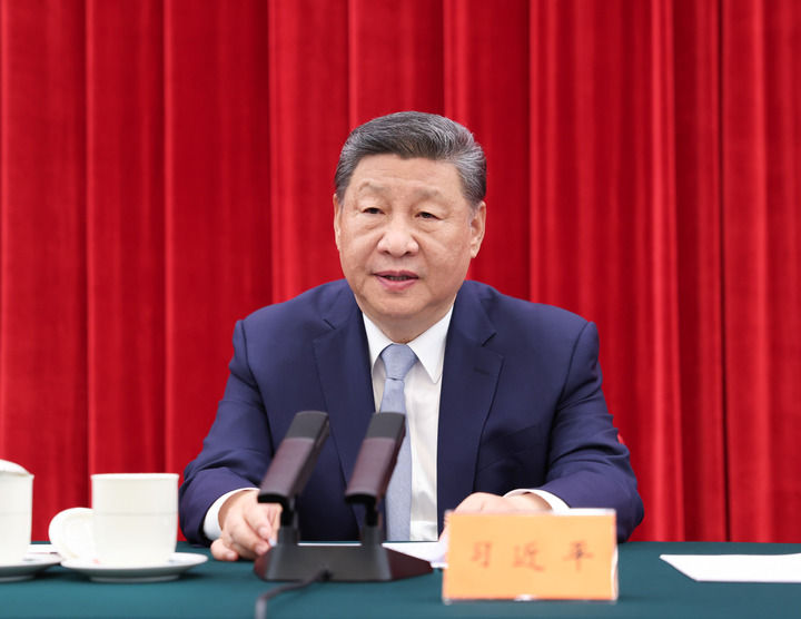 6月13日，中共中央在北京人民大會堂舉行紀(jì)念陳云同志誕辰120周年座談會。中共中央總書記、國家主席、中央軍委主席習(xí)近平發(fā)表重要講話。新華社發(fā)（王壯飛 攝）.jpg